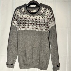 Classic Gray and White Men's Crewneck Sweater